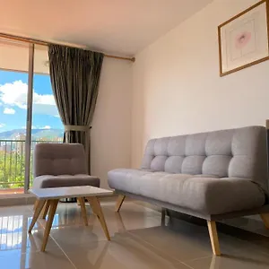 apartaestudio-el-poblado.colombiamedellinhotels.com/